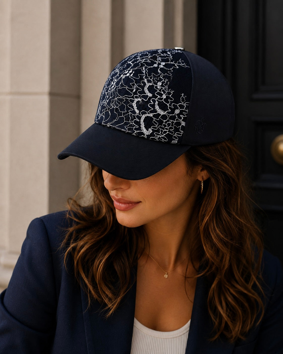 Luxury women's black Calais lace cap Mark De Belleroy L’Épure de Calais