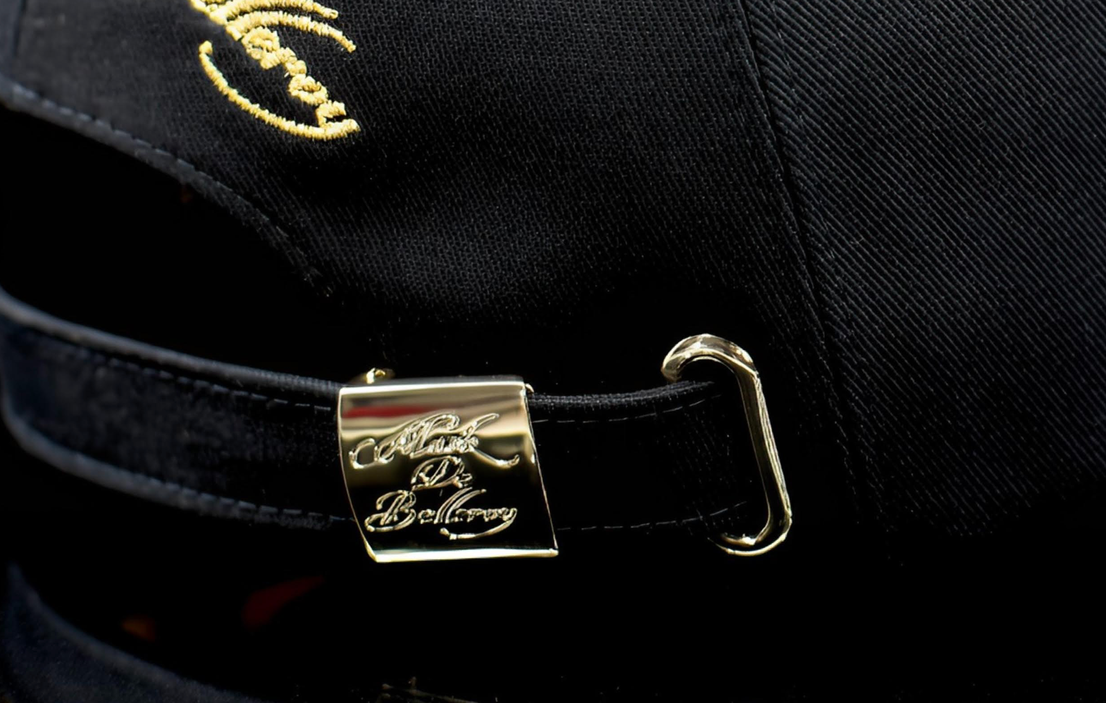 Casquette de luxe française Mark De Belleroy, casquette baseball artisanale sur-mesure, casquette made in France