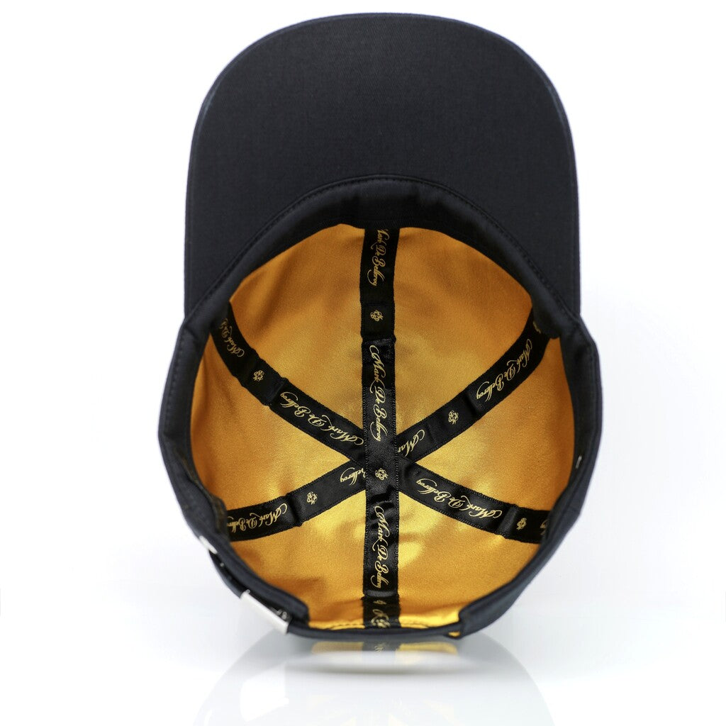 Casquette de luxe Mark De Belleroy - Luxury cap - French cap - baseball luxury cap - Baseball Cap -Mark De Belleroy - Casquette baseball - casquette de luxe - casquette noire - casquette premium - casquette haut de gamme - casquette fabriquée en France - Casquette made in France - Casquette prestige - casquette de collection - casquette fashion - casquette brodée - casquette maison française - casquette maison de luxe - casquette homme - casquette femme - casquette no gender - casquette dentelle