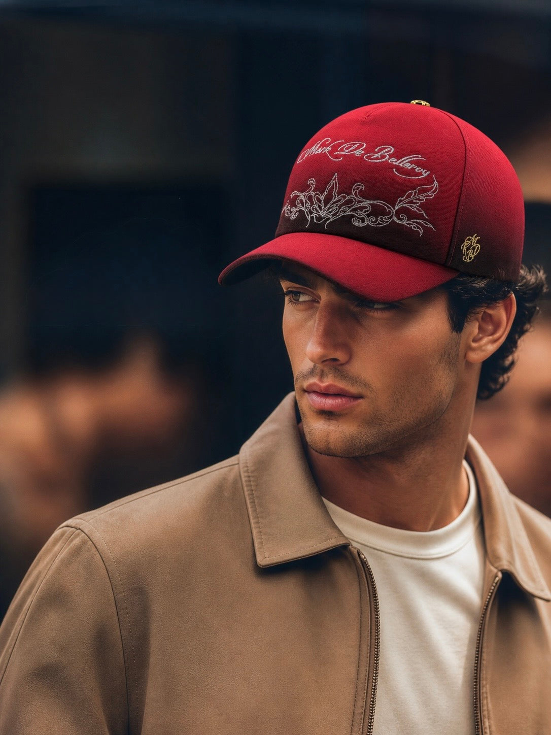 Casquette Mark de Belleroy, Maison de luxe française, casquette baseball, casquette homme, casquette de luxe, casquette designer, casquette fashion, casquette faite à la main, casquette brodée, casquette French designer, casquette intérieur satin, casquette prestige, casquette haut de gamme