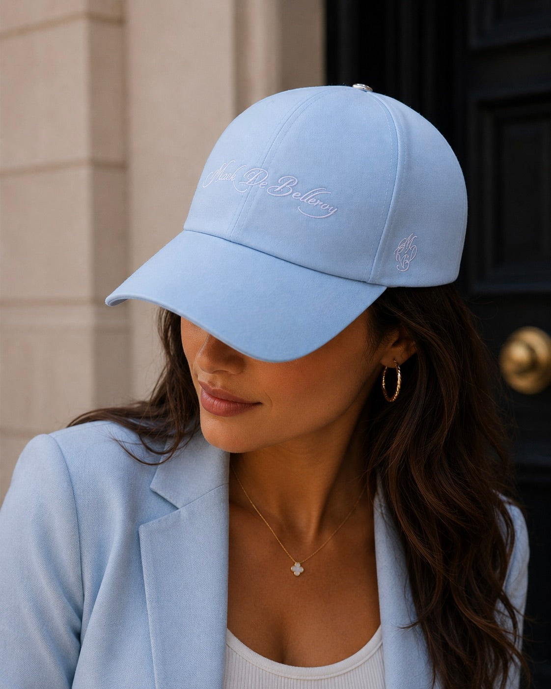 casquette de luxe femme bleu ciel nuage Mark De Belleroy Le Nuage Bleu Made in France