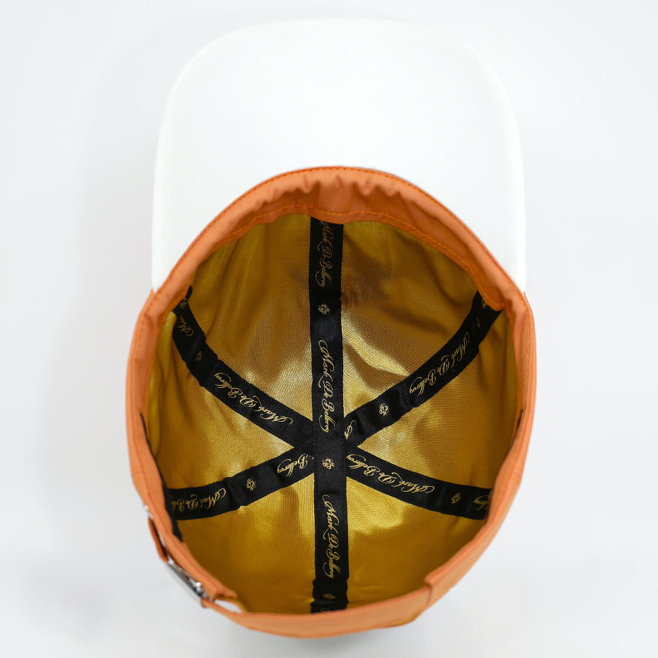 Casquette baseball Mark De Belleroy intérieur satin doré. Cache couture casquette de luxe