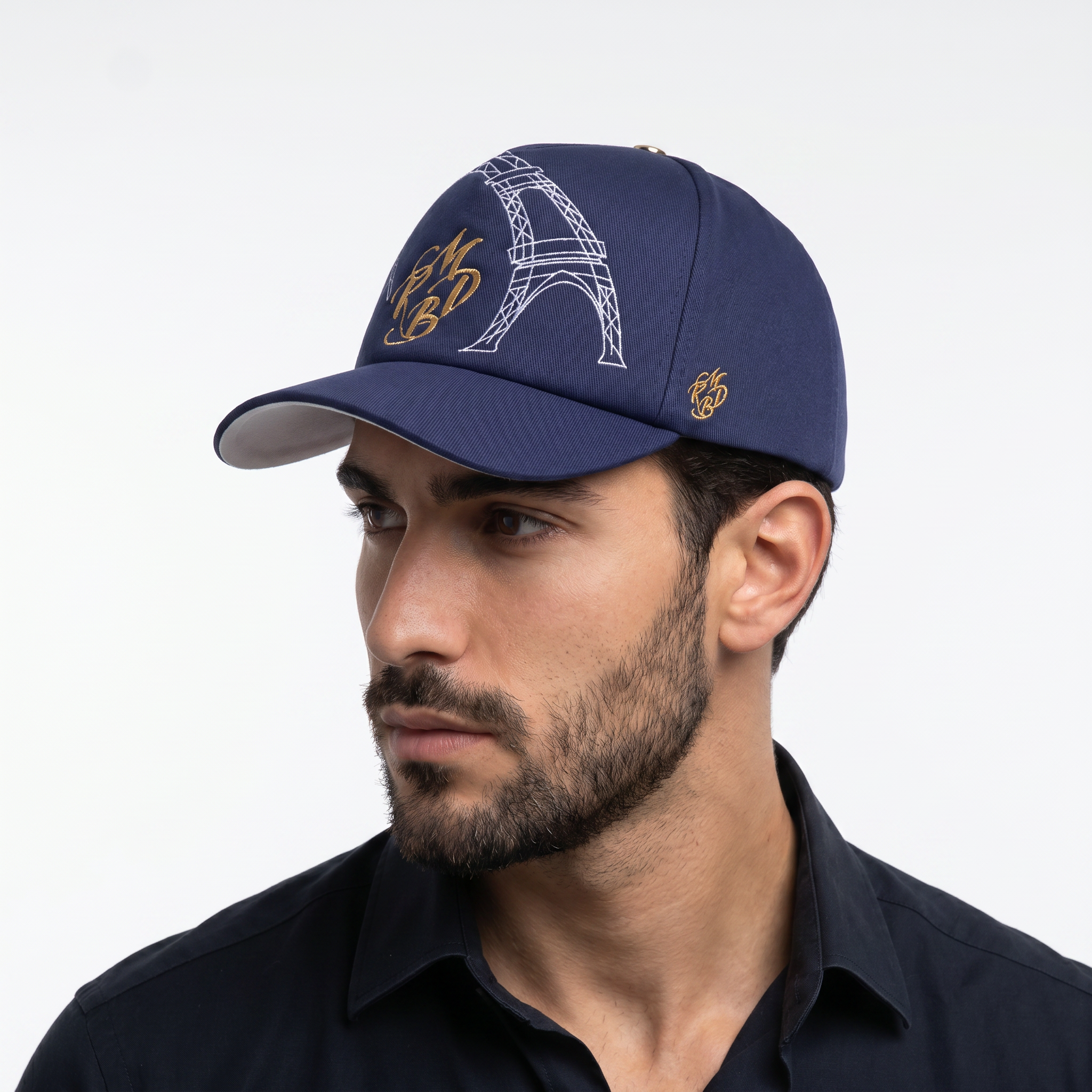 Mark De Belleroy - Casquette baseball - casquette de luxe - casquette tour eiffel - casquette bleu marine - casquette premium - casquette haut de gamme - casquette fabriquée en France - Casquette made in France - Casquette prestige - casquette de collection - casquette fashion - casquette brodée - casquette - casquette maison française - casquette maison de luxe - casquette homme - casquette femme - casquette no gender