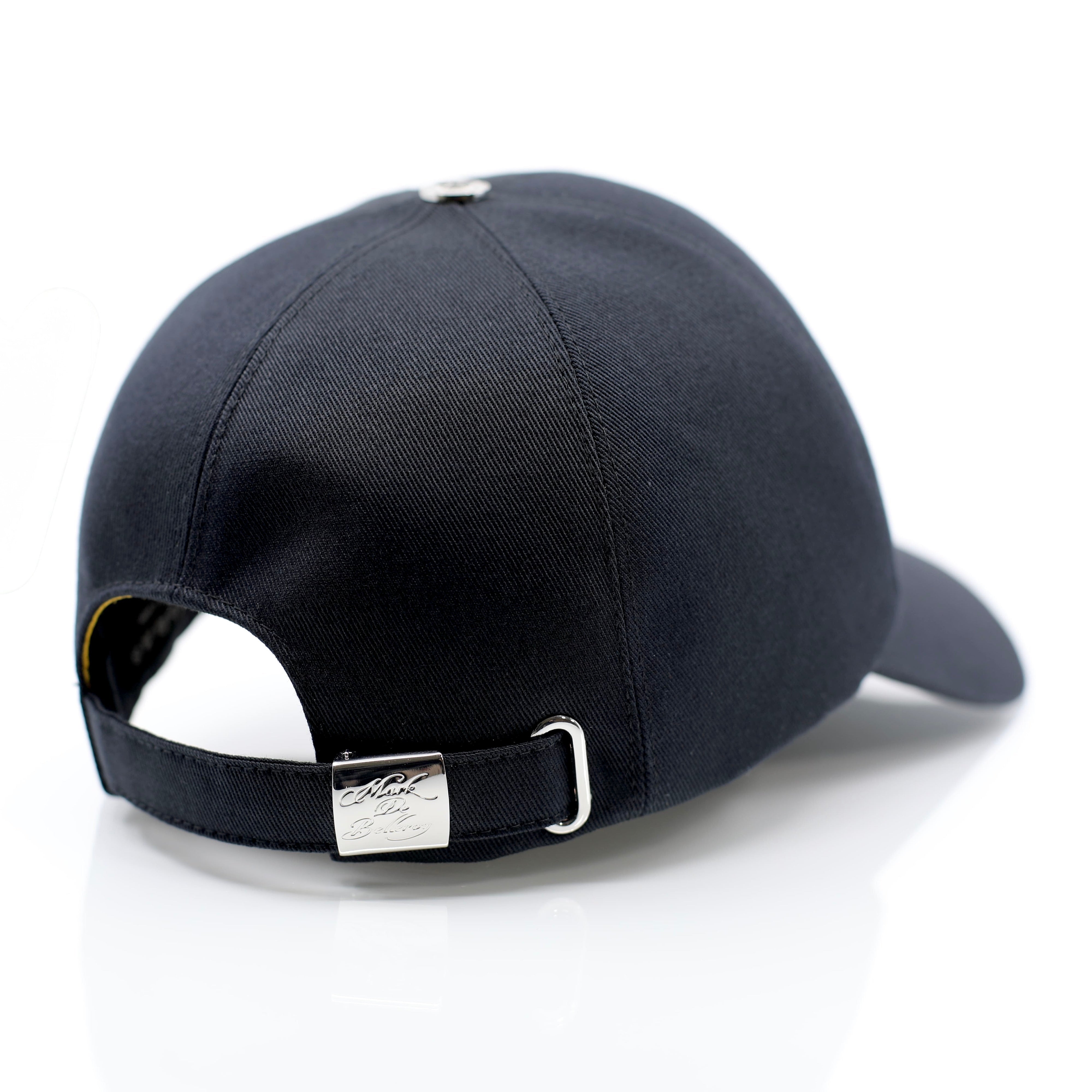 Casquette de luxe Mark De Belleroy - Luxury cap - French cap - baseball luxury cap - Baseball Cap -Mark De Belleroy - Casquette baseball - casquette de luxe - casquette blanche - casquette premium - casquette haut de gamme - casquette fabriquée en France - Casquette made in France - Casquette prestige - casquette de collection - casquette fashion - casquette brodée - casquette maison française - casquette maison de luxe - casquette homme - casquette femme - casquette no gender 