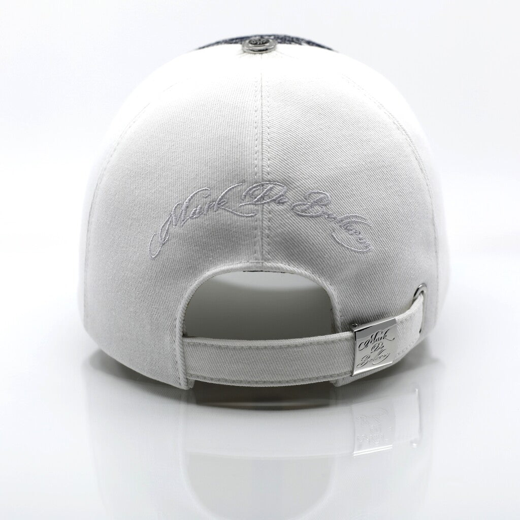 Casquette de luxe Mark De Belleroy - Luxury cap - French cap - baseball luxury cap - Baseball Cap -Mark De Belleroy - Casquette baseball - casquette de luxe - casquette blanche - casquette premium - casquette haut de gamme - casquette fabriquée en France - Casquette made in France - Casquette prestige - casquette de collection - casquette fashion - casquette brodée - casquette maison française - casquette maison de luxe - casquette homme - casquette femme - casquette no gender - casquette dentelle