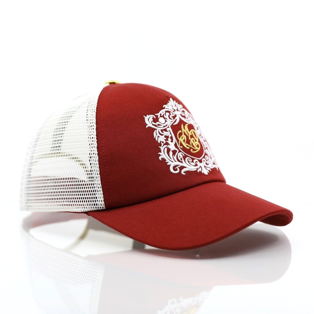 Casquette de luxe Mark De Belleroy - Luxury cap - French cap - Trucker luxury cap - trucker Cap -Mark De Belleroy - Casquette trucker - casquette de luxe - casquette rouge - casquette premium - casquette haut de gamme - casquette fabriquée en France - Casquette made in France - Casquette prestige - casquette de collection - casquette fashion - casquette brodée - casquette maison française - casquette maison de luxe - casquette homme - casquette femme - casquette no gender - casquette brodée - trucker